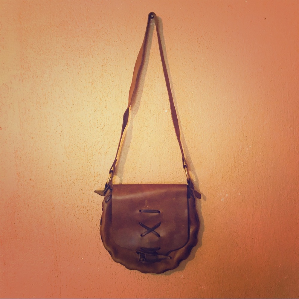 🌻 Vintage 1960s Handmade Leather Satchel 🌻